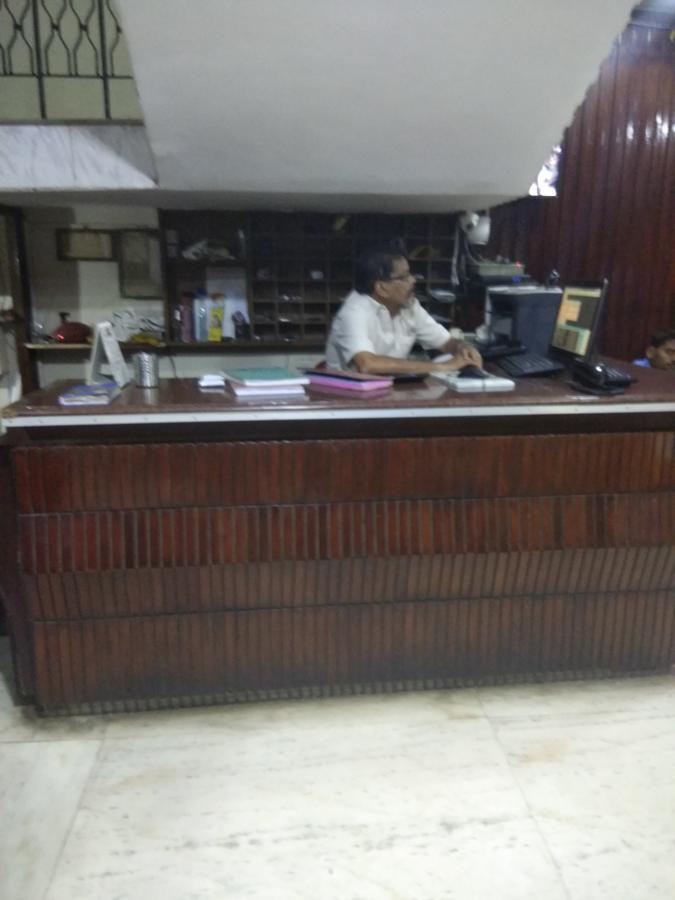 Great Hotel *
